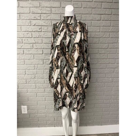 H&M Women Turtleneck Animal Print Patch Work Shift Dress Size 6 - Picture 1 of 10